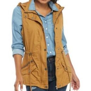 YMI Anorak Hooded Vest